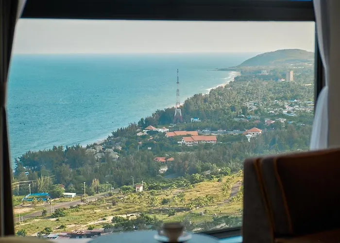 Apec Mandala Mui Ne Khách sạn 5*